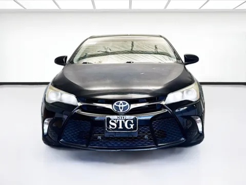 Photos of 2016 Toyota Camry SE for sale in Montclair, CA at KarGenie