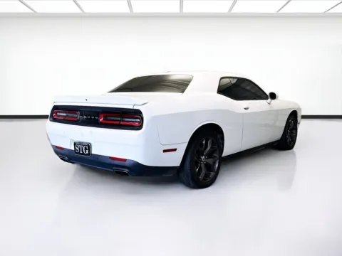 More photos of 2019 Dodge Challenger SXT at KarGenie, CA