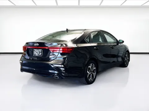 More photos of 2021 Kia Forte LXS at KarGenie, CA
