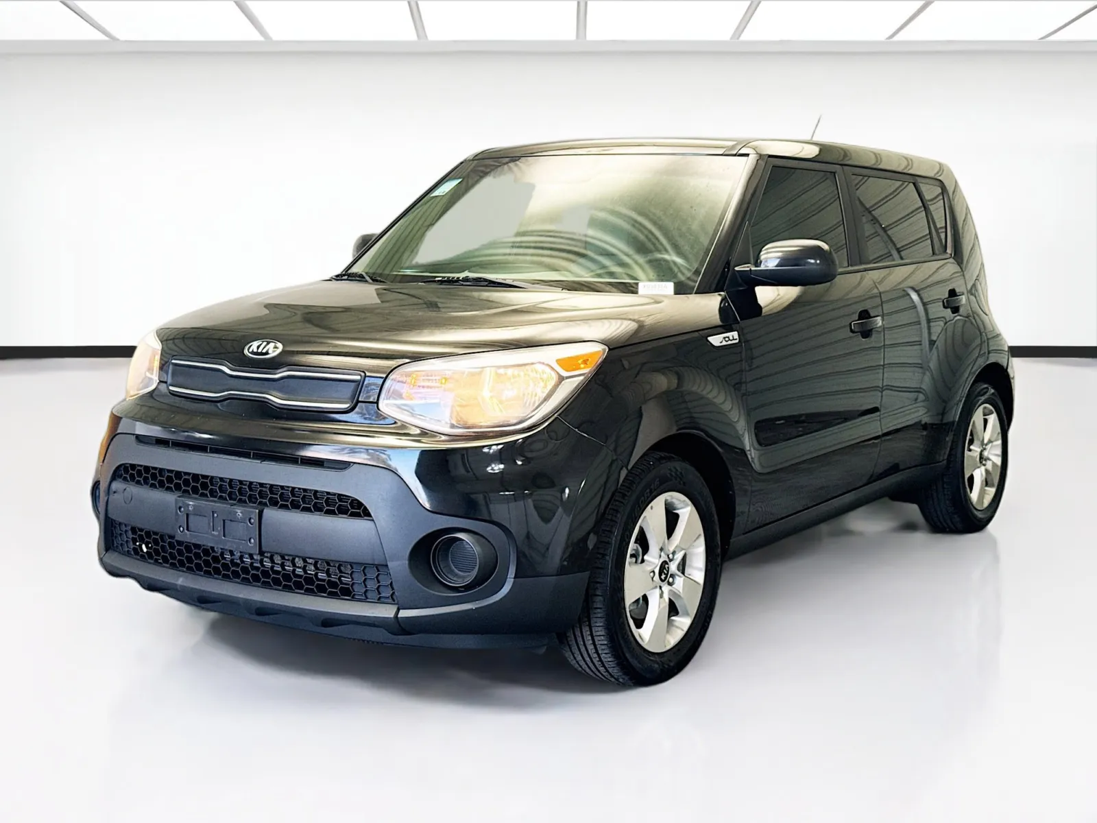 Black 2019 Kia Soul for sale in Montclair, CA