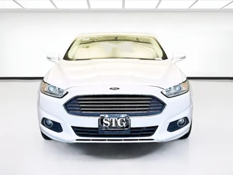 Photos of 2015 Ford Fusion SE for sale in Montclair, CA at KarGenie
