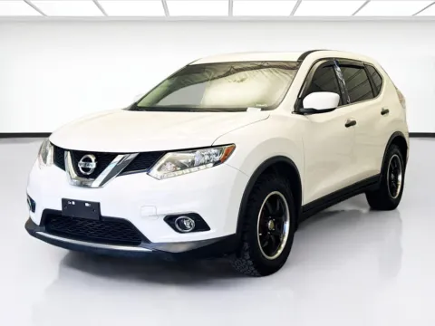 White 2016 Nissan Rogue S for sale in Montclair, CA
