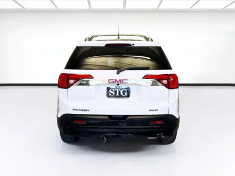 More photos of 2019 GMC Acadia SLE-2 at KarGenie, CA