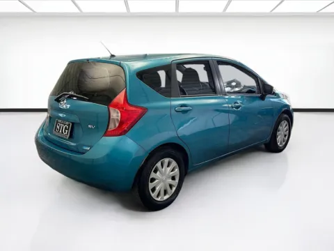 More photos of 2015 Nissan Versa Note SV at KarGenie, CA
