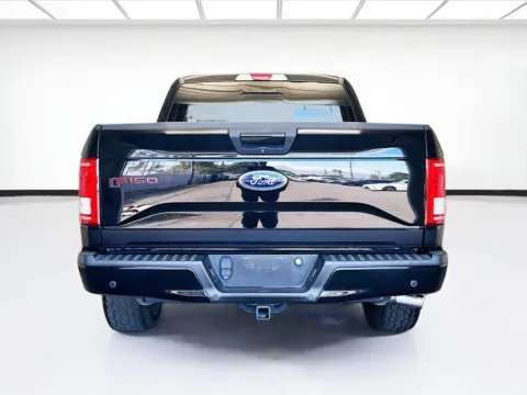 More photos of 2016 Ford F-150 XLT at KarGenie, CA