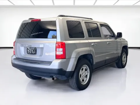 More photos of 2014 Jeep Patriot Sport at KarGenie, CA