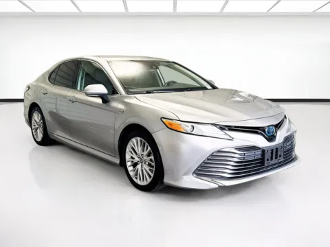 Another view of 2020 Toyota Camry XLE for sale in Montclair, CA at KarGenie
