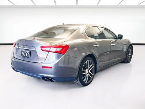 More photos of 2014 Maserati Ghibli at KarGenie, CA