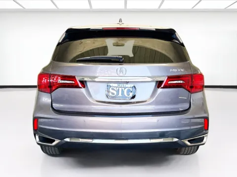 More photos of 2020 Acura MDX Technology at KarGenie, CA