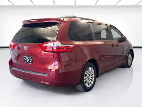 More photos of 2016 Toyota Sienna L 7 Passenger at KarGenie, CA