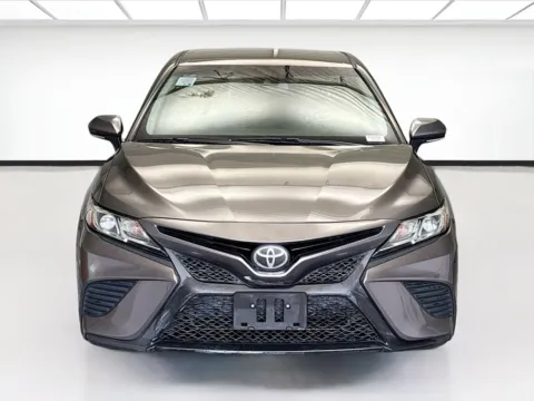 Photos of 2018 Toyota Camry SE for sale in Montclair, CA at KarGenie