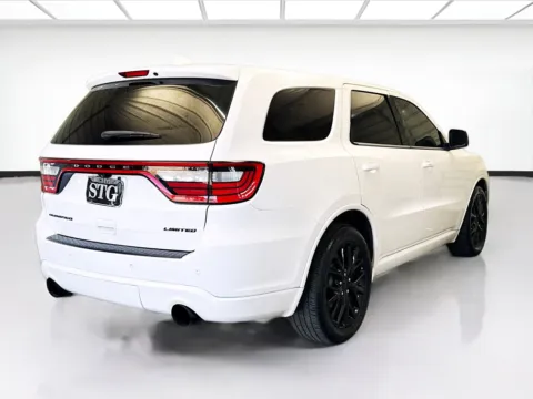 More photos of 2015 Dodge Durango Limited at KarGenie, CA