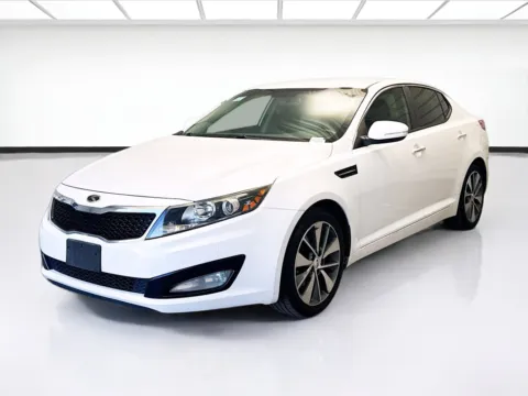 White 2013 Kia Optima EX for sale in Montclair, CA