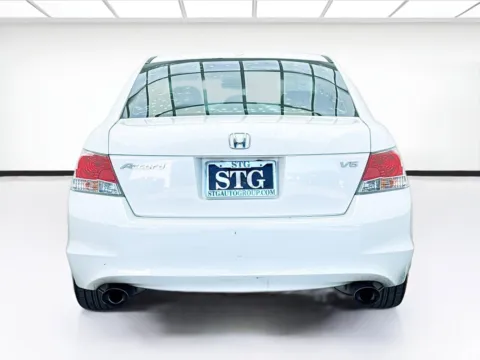 More photos of 2009 Honda Accord Sdn EX-L 3.5 at KarGenie, CA