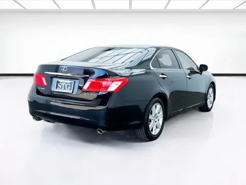 More photos of 2008 Lexus ES 350 at KarGenie, CA
