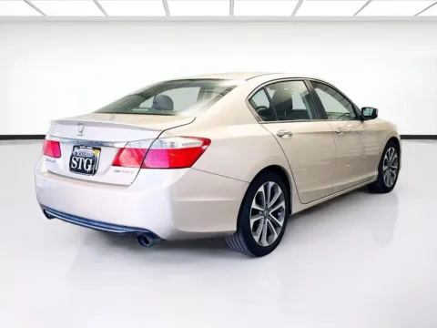 More photos of 2015 Honda Accord Sedan Sport at KarGenie, CA