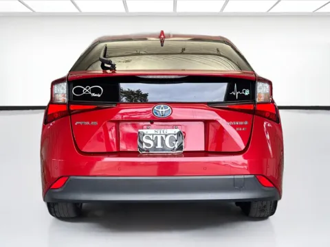 More photos of 2022 Toyota Prius XLE at KarGenie, CA