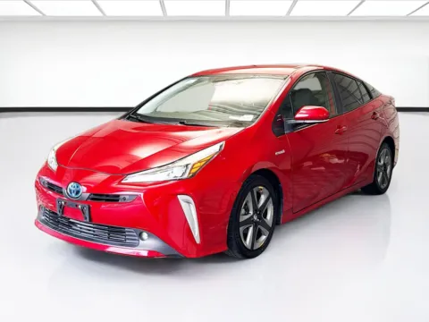 Red 2022 Toyota Prius XLE for sale in Montclair, CA