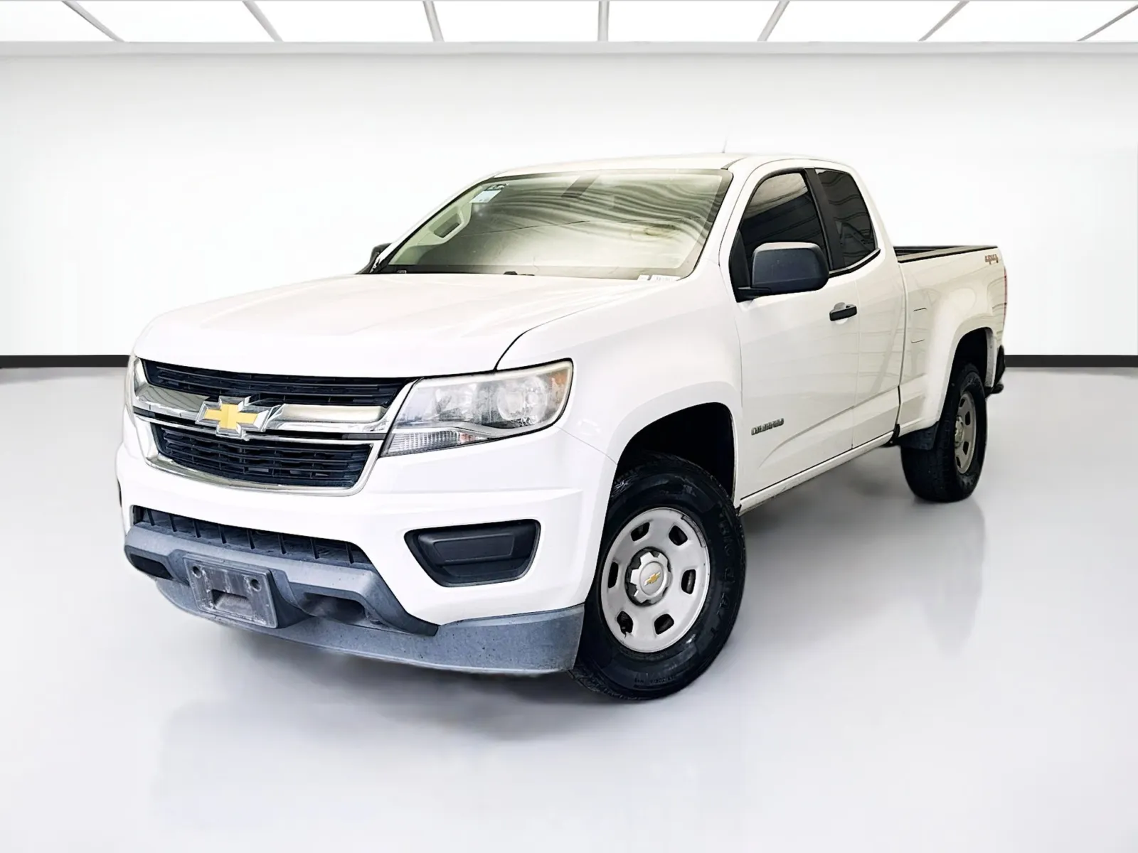 White 2015 Chevrolet Colorado Work Truck for sale in Montclair, CA