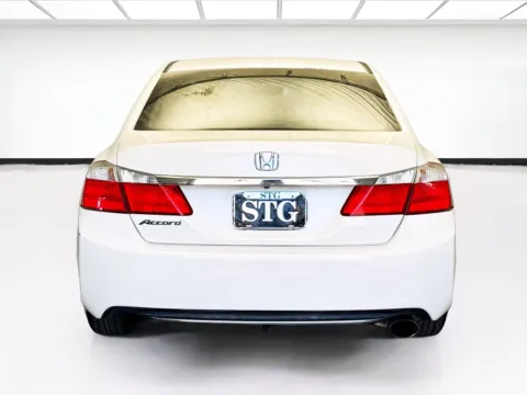 More photos of 2013 Honda Accord Sdn LX at KarGenie, CA