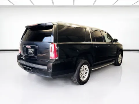 More photos of 2016 GMC Yukon XL SLT at KarGenie, CA