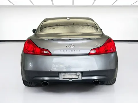 More photos of 2011 INFINITI G37 Coupe Journey at KarGenie, CA