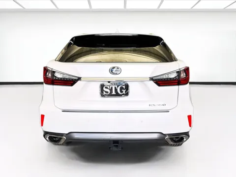 More photos of 2018 Lexus RX 350 at KarGenie, CA
