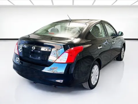 Photos of 2012 Nissan Versa 1.6 SV for sale in Montclair, CA at KarGenie