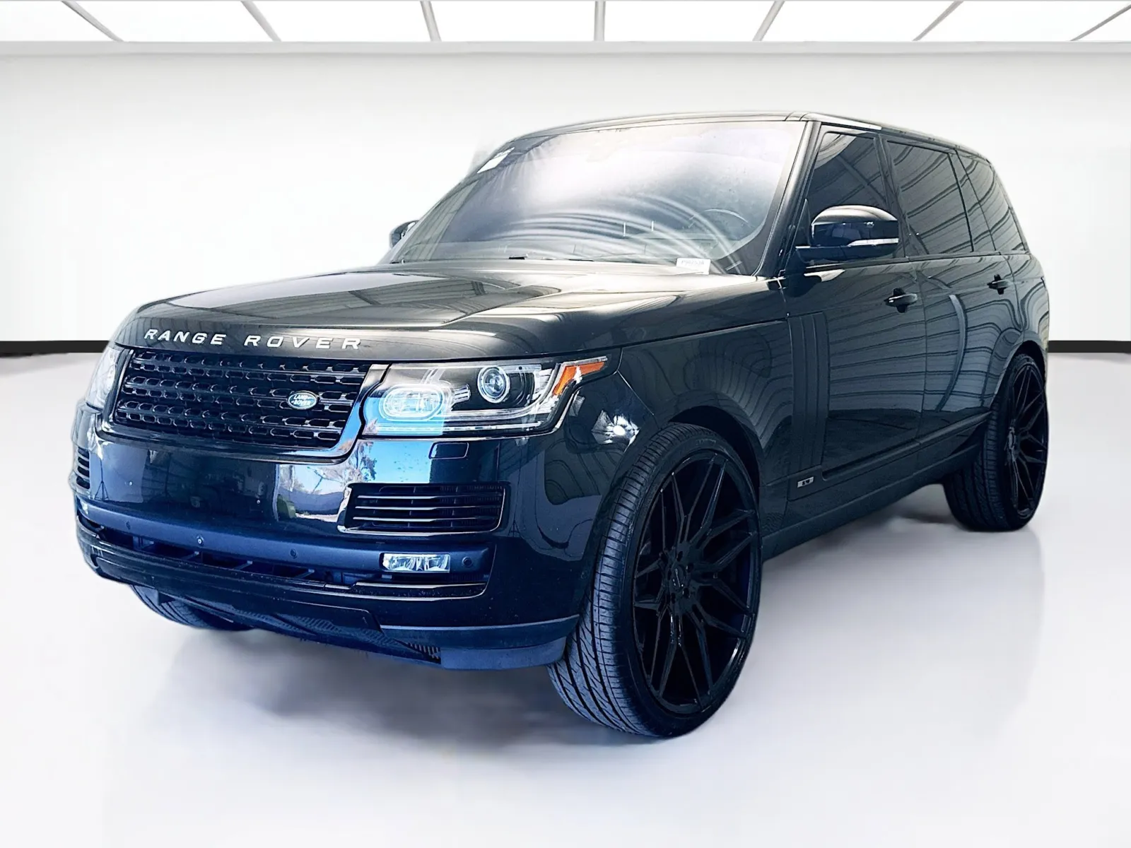 Green 2017 Land Rover Range Rover 5.0L V8 Supercharged LWB for sale in Montclair, CA