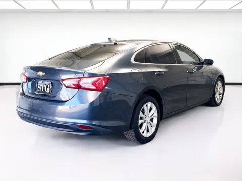 More photos of 2020 Chevrolet Malibu LT at KarGenie, CA