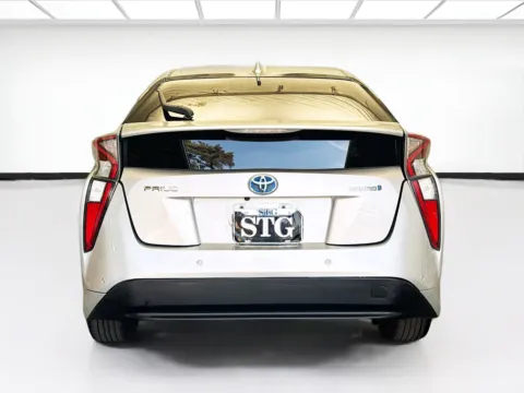 More photos of 2018 Toyota Prius Two at KarGenie, CA