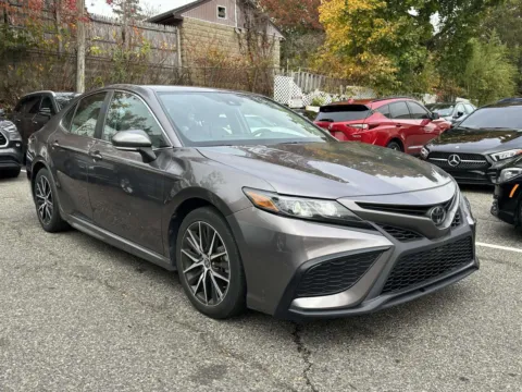 Silver 2024 Toyota Camry SE Nightshade for sale in Great Neck, NY