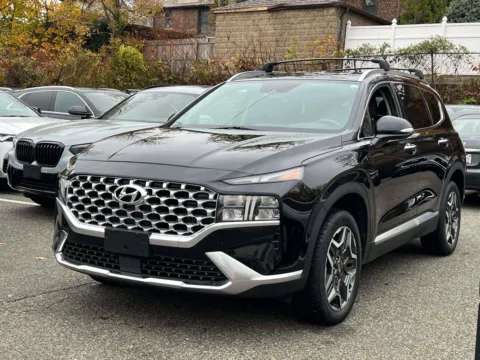 Another view of 2022 Hyundai Santa Fe Plug-In Hybrid SEL Convenience for sale in Great Neck, NY at Certified Luxury Motors - Great Neck