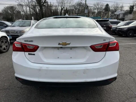 More photos of 2018 Chevrolet Malibu LT at Certified Luxury Motors - Great Neck, NY