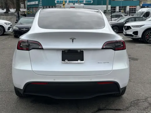 More photos of 2021 Tesla Model Y Long Range (White Interior) at Certified Luxury Motors - Great Neck, NY