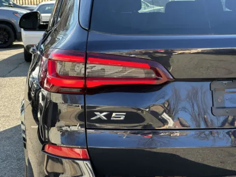 More photos of 2020 BMW X5 xDrive40i M-Sport at Certified Luxury Motors - Great Neck, NY