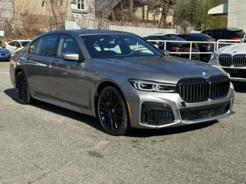 Gray 2021 BMW 7 Series 750i xDrive M-Sport for sale in Great Neck, NY