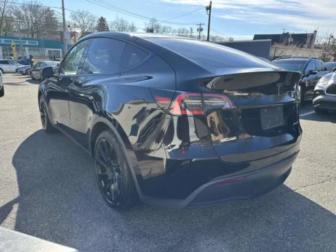 More photos of 2021 Tesla Model Y Long Range at Certified Luxury Motors - Great Neck, NY