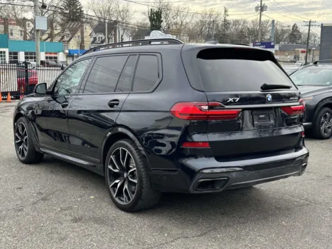 More photos of 2020 BMW X7 xDrive40i M-Sport at Certified Luxury Motors - Great Neck, NY
