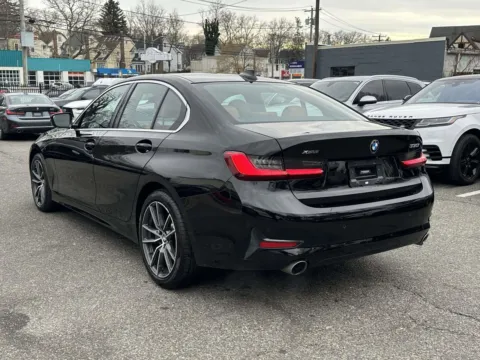 More photos of 2019 BMW 3 Series 330i xDrive at Certified Luxury Motors - Great Neck, NY
