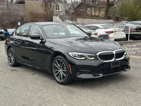 Black 2019 BMW 3 Series 330i xDrive for sale in Great Neck, NY