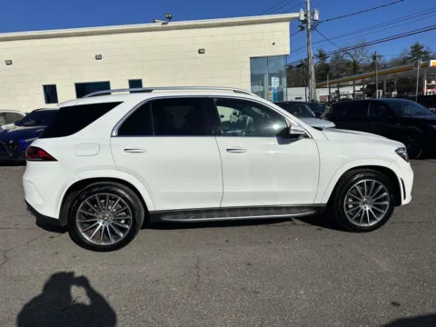 Photos of 2022 Mercedes-Benz GLE 350 AMG PKG for sale in Great Neck, NY at Certified Luxury Motors - Great Neck