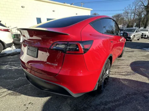 More photos of 2022 Tesla Model Y Performance (White Interior) at Certified Luxury Motors - Great Neck, NY