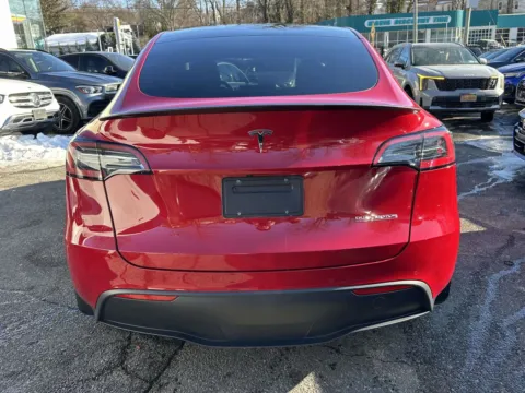 More photos of 2022 Tesla Model Y Performance (White Interior) at Certified Luxury Motors - Great Neck, NY
