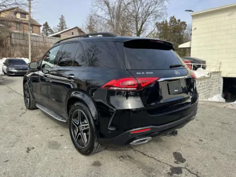 More photos of 2020 Mercedes-Benz GLE 350 AMG PKG at Certified Luxury Motors - Great Neck, NY