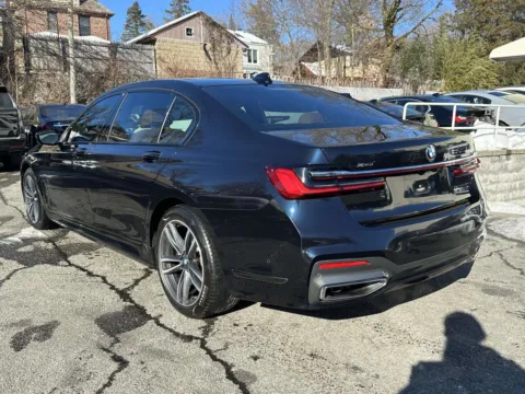 More photos of 2020 BMW 7 Series 750i xDrive at Certified Luxury Motors - Great Neck, NY