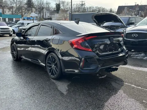 More photos of 2020 Honda Civic Si Sedan Si at Certified Luxury Motors - Great Neck, NY