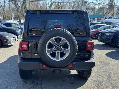 More photos of 2019 Jeep Wrangler Unlimited Sahara at Certified Luxury Motors - Great Neck, NY