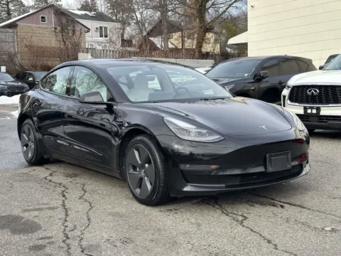Black 2021 Tesla Model 3 Standard Range Plus (White Interior) for sale in Great Neck, NY