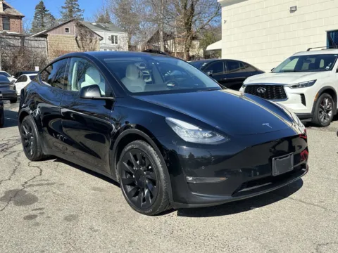 Black 2021 Tesla Model Y Long Range for sale in Great Neck, NY